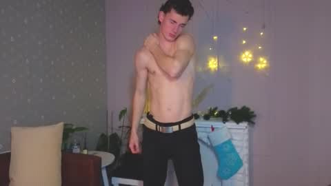 Max online show from 01-09-26, 07:44