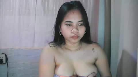 Snapshot of max_lovely123 chatting on 05-31-26, 09:27 max_lovely123 online show from 05-31-26, 09:27