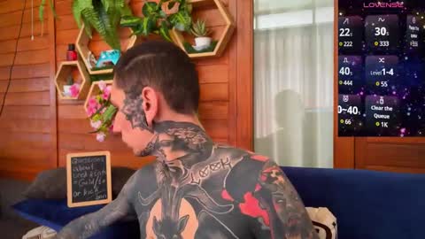 Snapshot of max_reaves chatting on 01-05-25, 02:17 online show from 01-05-25, 02:17