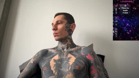 Snapshot of max_reaves chatting on 02-05-25, 06:13 online show from 02-05-25, 06:13