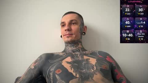 Snapshot of max_reaves chatting on 02-19-25, 06:33 online show from 02-19-25, 06:33