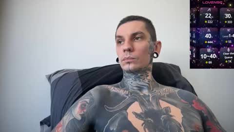 Snapshot of max_reaves chatting on 03-05-25, 10:11 online show from 03-05-25, 10:11