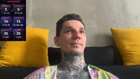 Snapshot of max_reaves chatting on 11-07-25, 06:46 online show from 11-07-25, 06:46