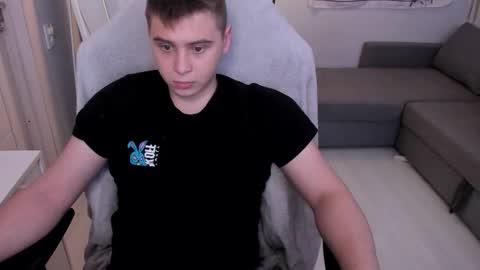 Max online show from 12-16-25, 07:24