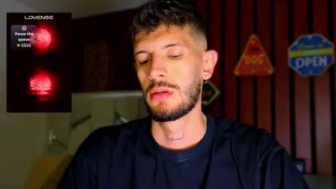 Max Taylor online show from 12-17-25, 01:00