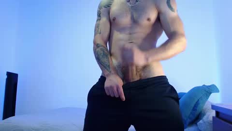 Snapshot of max_xl_ chatting on 10-07-25, 02:47 max_xl_ online show from 10-07-25, 02:47