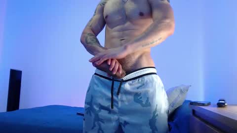 Snapshot of max_xl_ chatting on 10-27-25, 10:36 max_xl_ online show from 10-27-25, 10:36