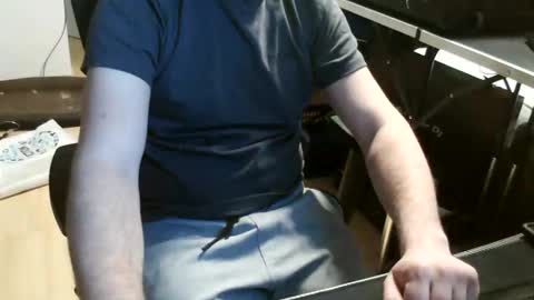 Snapshot of maxboner94 chatting on 01-20-25, 09:35 maxboner94 online show from 01-20-25, 09:35