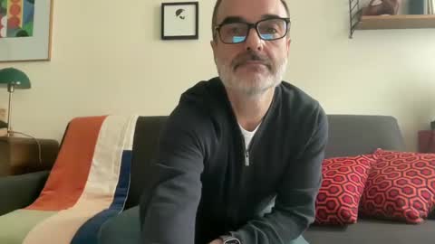 Max Mikado online show from 01-21-25, 02:05