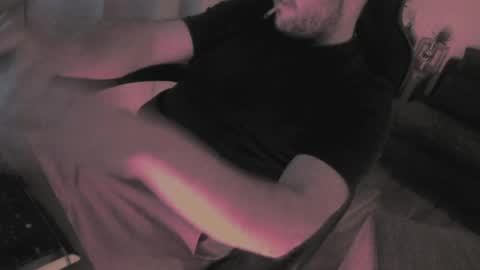 Snapshot of maxcamlove chatting on 04-15-26, 03:02 maxcamlove online show from 04-15-26, 03:02