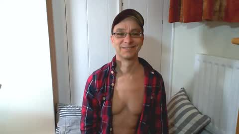 Snapshot of maxdavies chatting on 01-20-25, 11:13 Max Davies online show from 01-20-25, 11:13