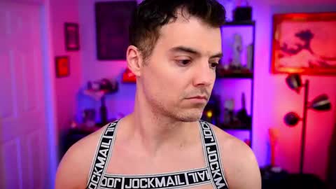 Max Hughes online show from 11-08-25, 04:23