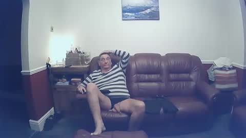 MAX online show from 01-07-25, 09:25