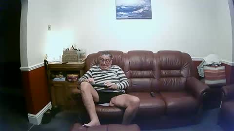 MAX online show from 01-08-25, 12:28