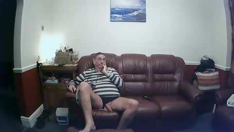 MAX online show from 01-08-25, 09:23