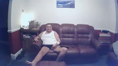 MAX online show from 02-07-25, 01:47