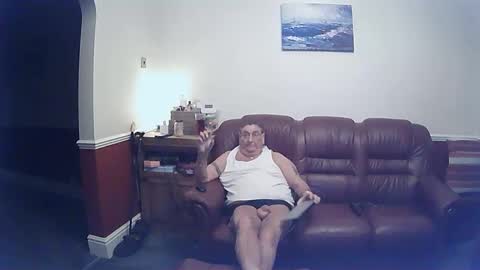 MAX online show from 02-09-25, 11:57