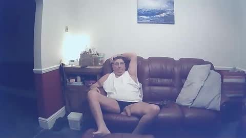 MAX online show from 02-13-25, 10:54