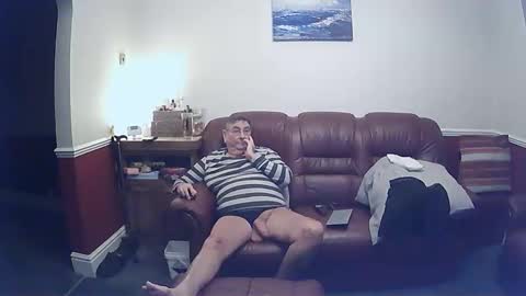 MAX online show from 02-26-25, 09:48