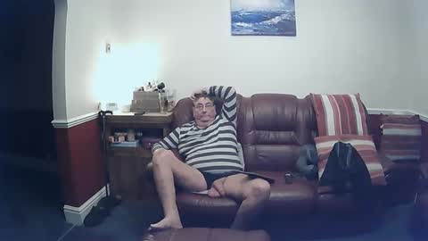 MAX online show from 02-28-25, 09:33