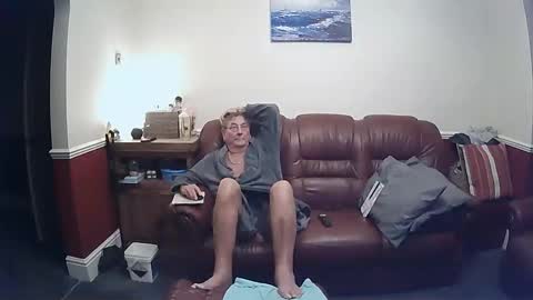 MAX online show from 09-14-25, 10:31