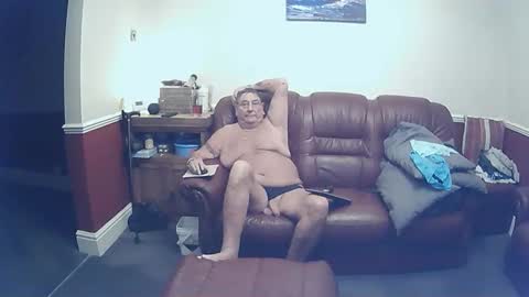 MAX online show from 11-01-25, 10:56