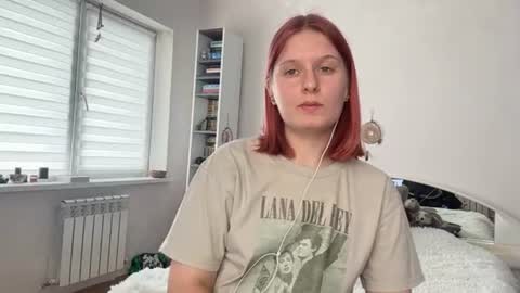 maxietoaston online show from 06-19-26, 02:43