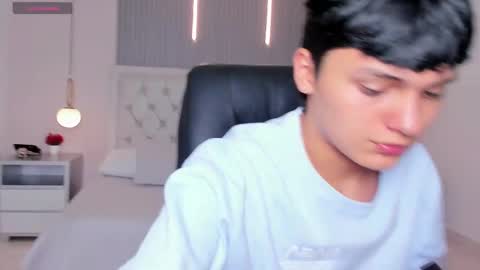 --  -- online show from 12-17-25, 06:36