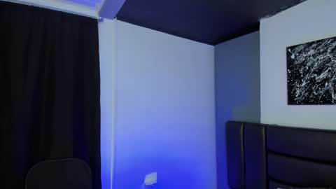Maximo Wolf online show from 02-19-25, 01:18