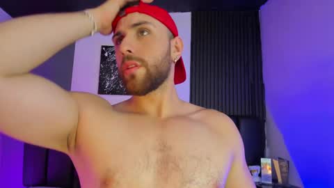 Maximo Wolf online show from 03-12-25, 01:47