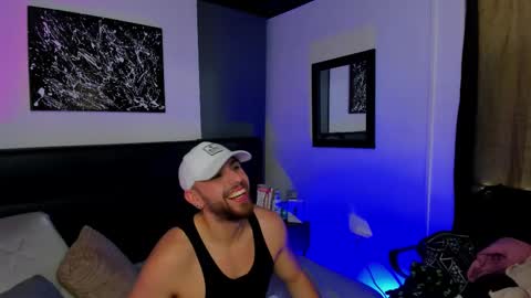 Maximo Wolf online show from 09-11-25, 08:53