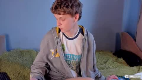 Snapshot of maxim_burn chatting on 03-15-26, 12:11 maxim burn online show from 03-15-26, 12:11