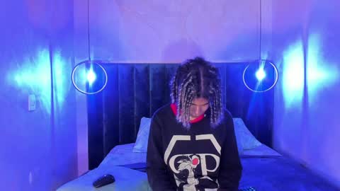 maxim online show from 01-09-25, 03:04