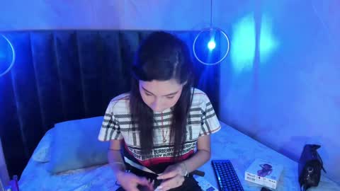 maxim online show from 01-09-25, 07:40