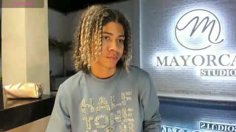 maxim online show from 03-02-25, 03:02