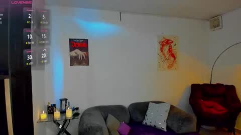 maximiliano_scoott_ online show from 12-18-25, 07:09