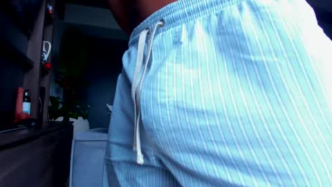 Snapshot of maximo_and_marcelo chatting on 05-05-26, 12:02 maximo_and_marcelo online show from 05-05-26, 12:02