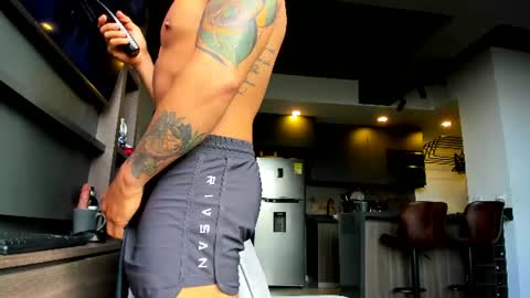 maximo_and_marcelo online show from 06-22-26, 12:02