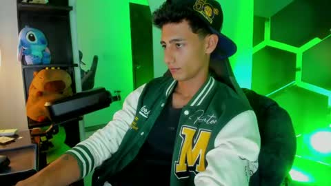 Snapshot of maximo_romano chatting on 07-29-26, 07:23 Maximo online show from 07-29-26, 07:23