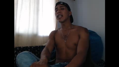 Maximo Aron Vega online show from 12-09-24, 06:14