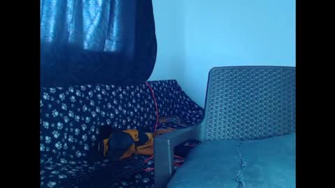 Maximo Aron Vega online show from 12-15-24, 07:10