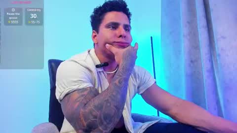 Maximoscott online show from 03-07-25, 06:43