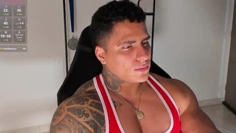 Maximoscott online show from 09-18-25, 07:38