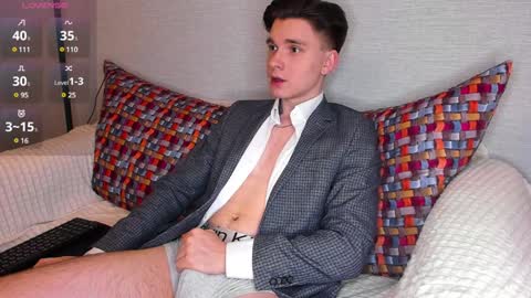 Max online show from 02-02-25, 06:42