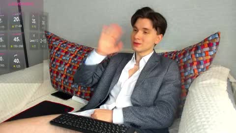 Max online show from 02-25-25, 09:20