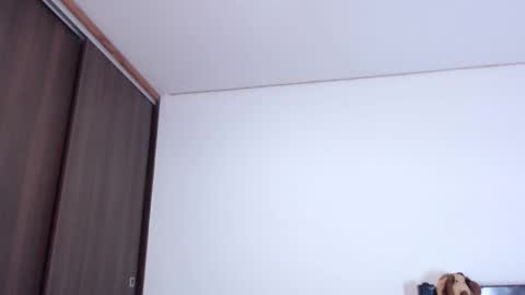 Independent Model online show from 02-24-25, 12:09