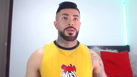 Independent Model online show from 02-05-26, 08:35