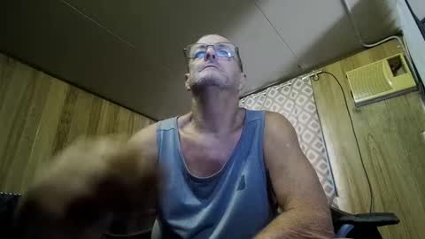 Snapshot of maximus_oreally chatting on 02-04-25, 12:19 Max online show from 02-04-25, 12:19