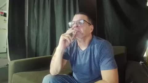 Snapshot of maximus_oreally chatting on 02-25-25, 05:52 Max online show from 02-25-25, 05:52
