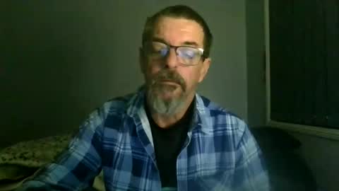 Max online show from 06-25-26, 02:55